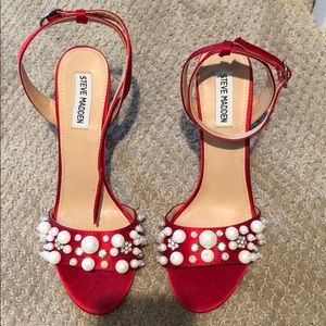 NWT pearl and crystal Steve Madden heels